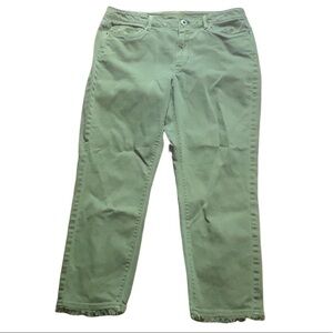 J. Jill Authentic fit cropped jeans with frayed hem Size 8